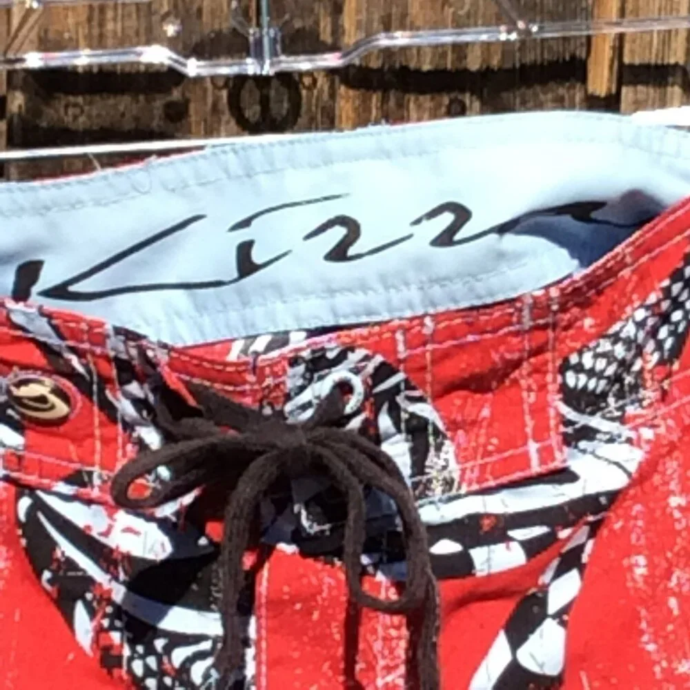 Kirra Mens Size 32 Red Black White Abstract Board Shorts Swim Trunks‎